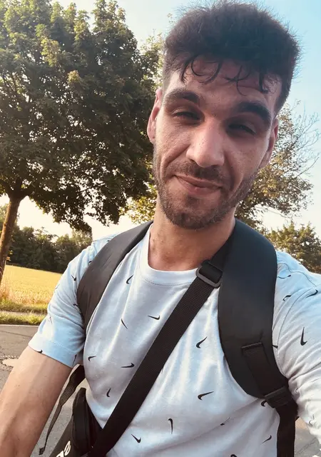 Marco из Бюнде, мне 29, познакомлюсь для постоянных отношений