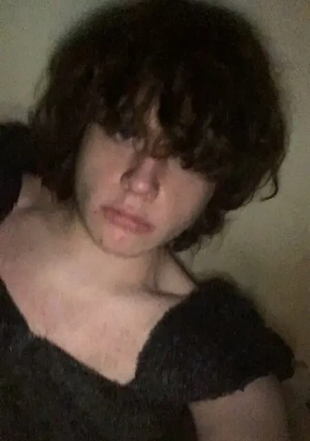 I'm Potatolord, 21 from Lincoln, seeking connections for no strings attached