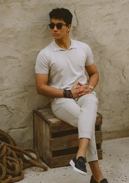 Я Mustafa, 23, из Дубая, ищу знакомство для приятного времяпровождения