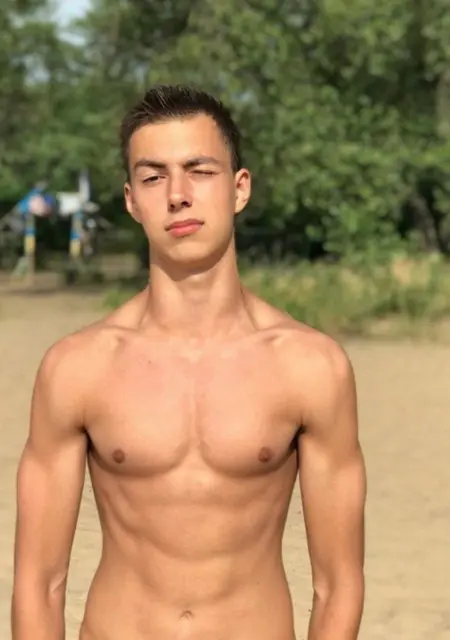 Valentin из Днепра, ищу на сайте общение