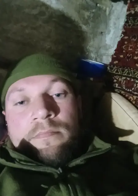 Vitalik из Дружковки, ищу на сайте знакомства на одну ночь