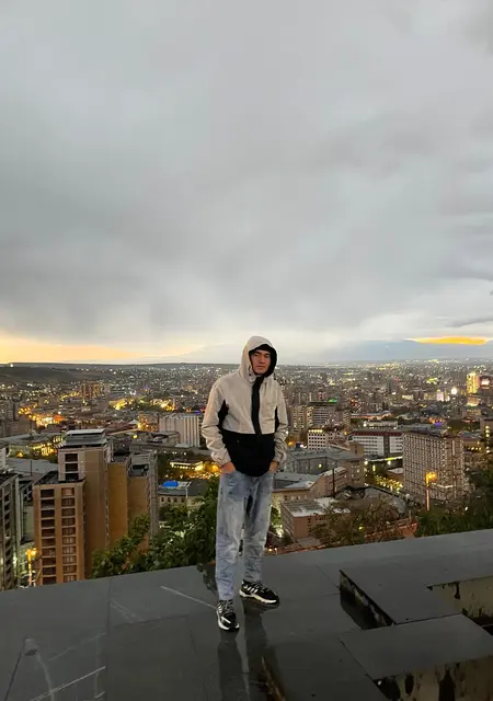 Azizjon из Еревана, ищу на сайте знакомства на одну ночь
