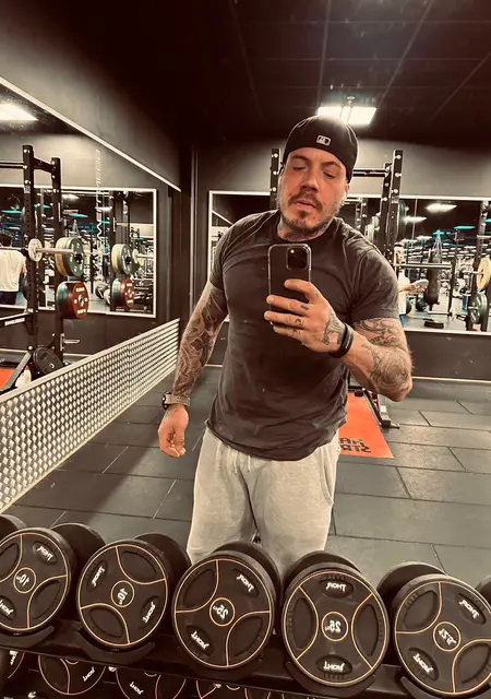 Я Jocke, 40, из Стокгольма, ищу знакомство для общения