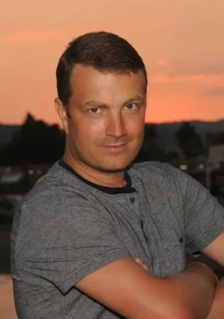 Я Захар, 50, знакомлюсь для совместных путешествий в Киеве