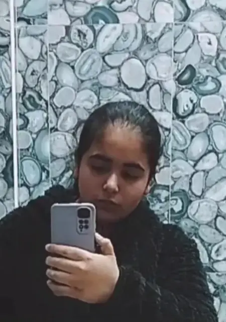 Mercedes Flores de Madrid, tengo 19 años, lista para conocer para relación sin ataduras