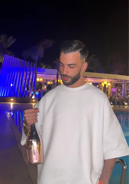 Я Armi, 27, знакомлюсь для дружбы в Ереване