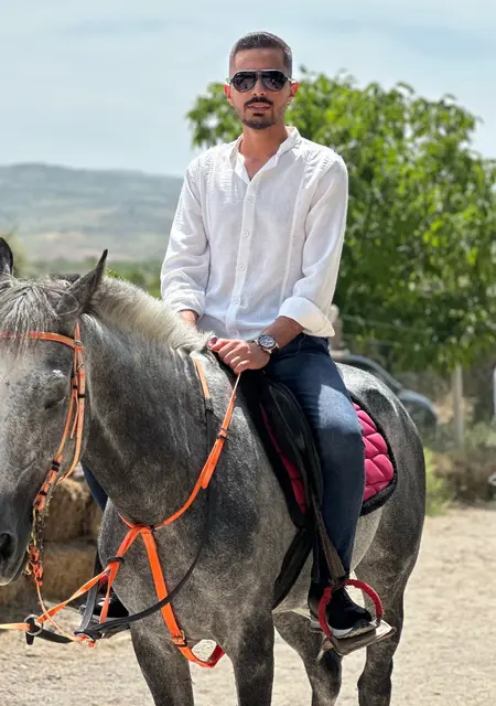 Я Kasm, 22, знакомлюсь для приятного времяпровождения в Адане