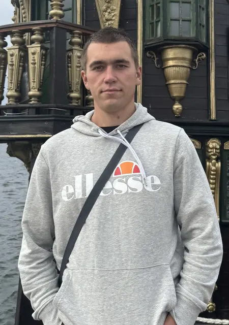 Valentyn из Гданьска, мне 23, познакомлюсь на одну ночь