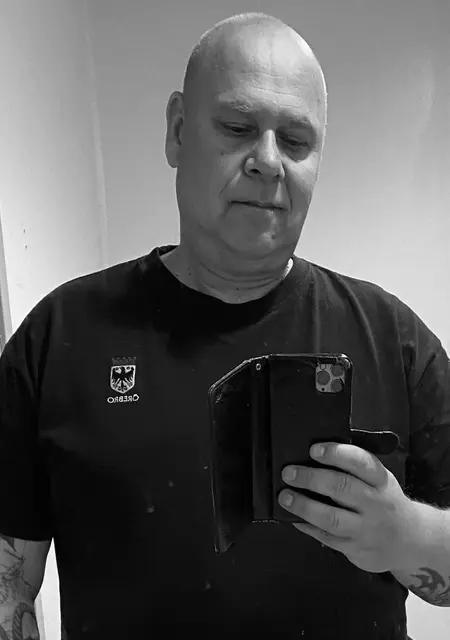 Я Svensken, 51, из Гётеборга, ищу знакомство для приятного времяпровождения