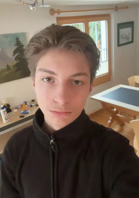 Andre из Цюриха, мне 18, познакомлюсь без обязательств