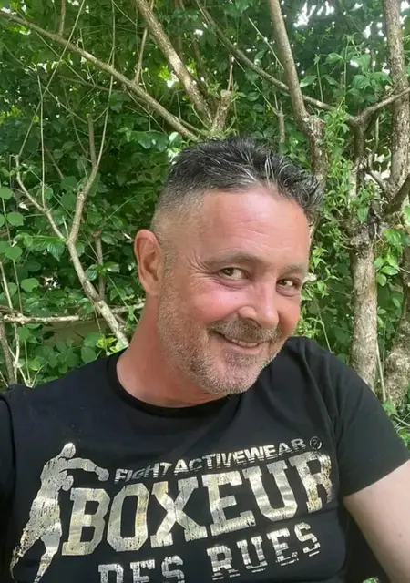 Francis из Аржантей, ищу на сайте постоянные отношения