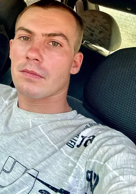 Я Вячеслав, 28, из Стокгольма, ищу знакомство для приятного времяпровождения