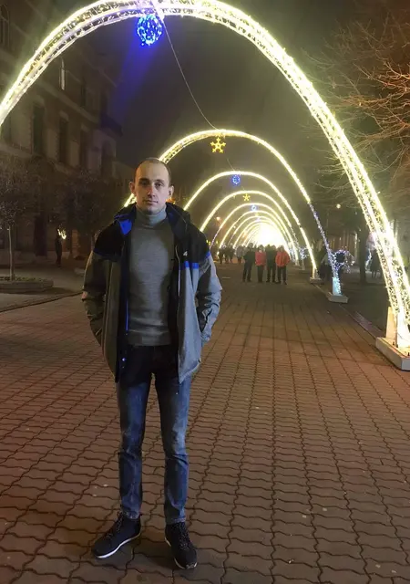 Dima з Коломия, мені 33 років, познайомлюсь на одну ніч