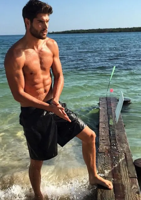 Lee Mi Perfil de Manresa, tengo 30 años, listo para conocer para relación sin ataduras