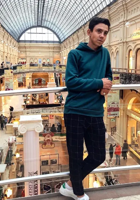 Олег из Речицы, мне 27, познакомлюсь на одну ночь