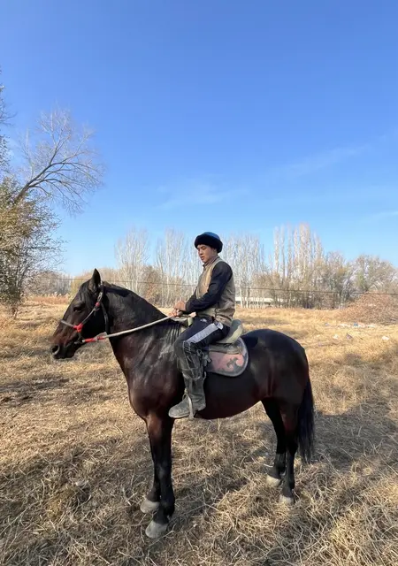 Элдийар из Бишкека, мне 20, познакомлюсь для открытые отношения