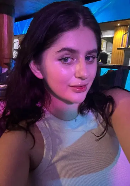 Milena з Київ, шукаю на сайті відкриті стосунки