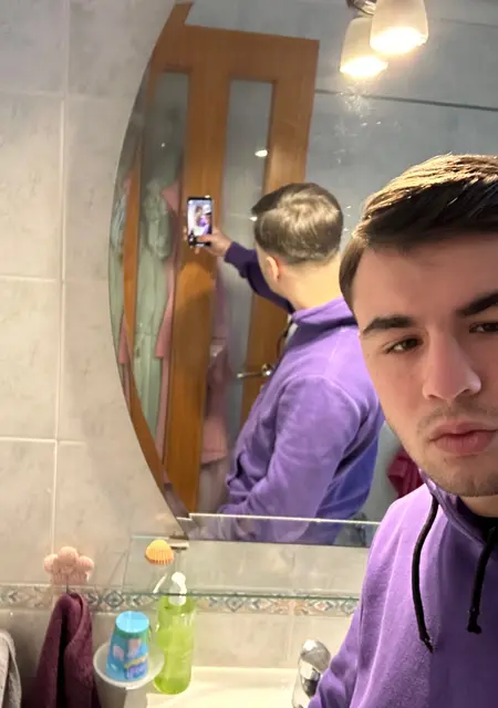 Я Alessio, 20, из Казерта, ищу знакомство для общения