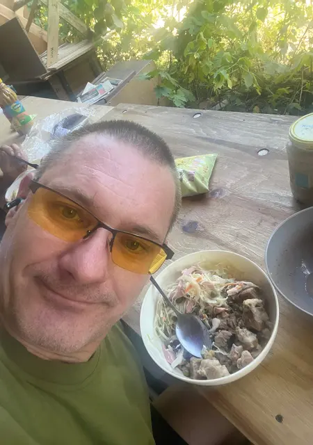 Віталій из Сум, мне 44, познакомлюсь для постоянных отношений