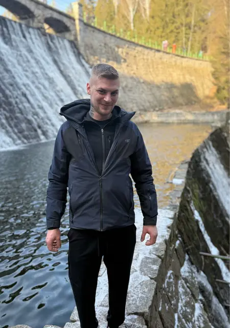 Dejv из Варшавы, мне 33, познакомлюсь на одну ночь