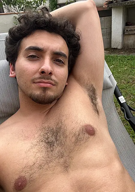 Alex из Блуа, ищу на сайте знакомства без обязательств