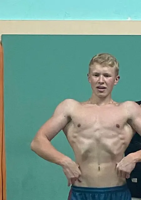 Я Макс, 25, из Вены, ищу знакомство для вирта