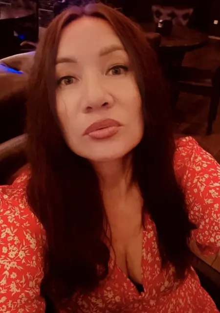 Я Элина, 34, из Софии, ищу знакомство для общения