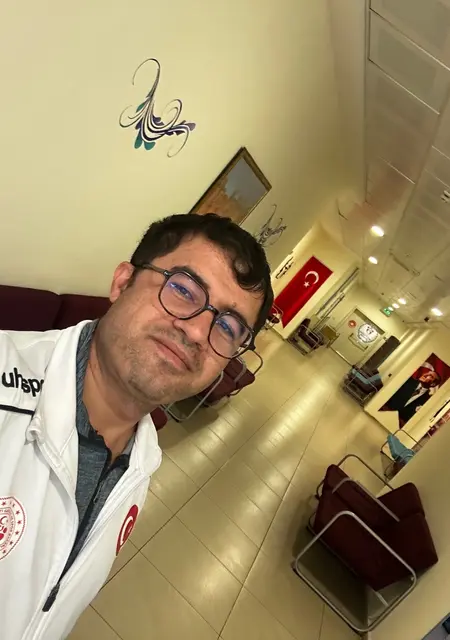 Ramazan из Измира, мне 30, познакомлюсь без обязательств