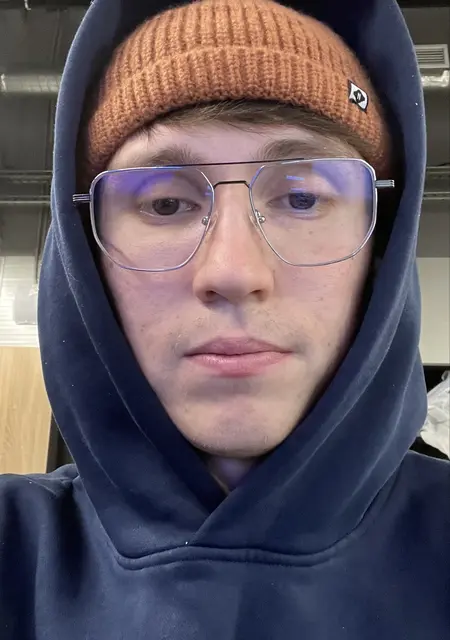 Damir de Jerez de la Frontera, busco en el sitio relación sin ataduras