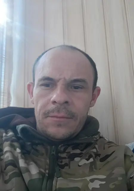 Я Алексей, 38 років, знайомлюсь для приємного проведення часу у Кременчуку