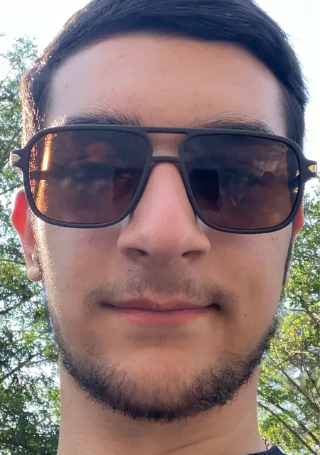 Я Artur, 19, знакомлюсь без обязательств в Ереване