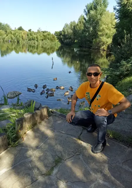 Валерий из Варшавы, мне 50, познакомлюсь без обязательств