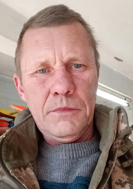 Я Андрей, 57 років з Києва, шукаю знайомство для приємного проведення часу