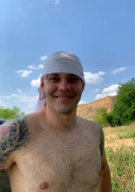 Олександр из Херсона, ищу на сайте общение