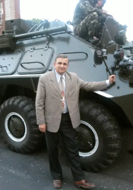 Я Петро, 68, знакомлюсь для приятного времяпровождения в Мелитополе