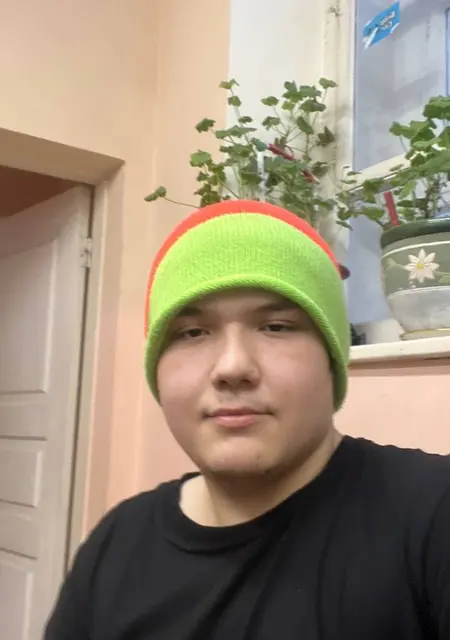 Soy Aleksey, 20 años, conociéndome para pasatiempo agradable en Torre Pacheco