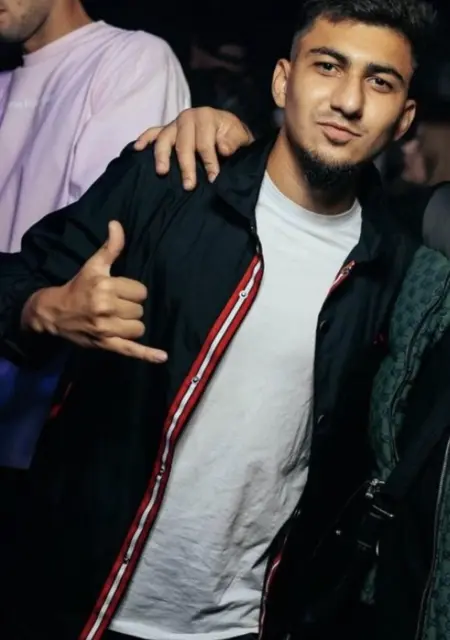 Эмрах из Амстердама, ищу на сайте приятное времяпровождение