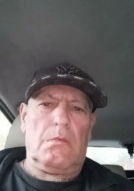 Я Вячеслав, 53, знакомлюсь на одну ночь в Донецке