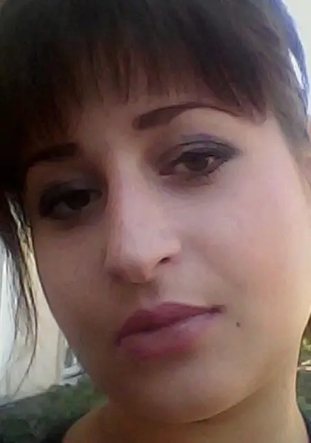 Я Анна, 33 років, знайомлюсь для спілкування у Києві