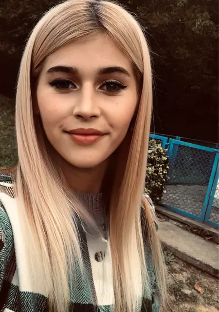 Я Ірина, 19, знакомлюсь для общения в Ужгороде