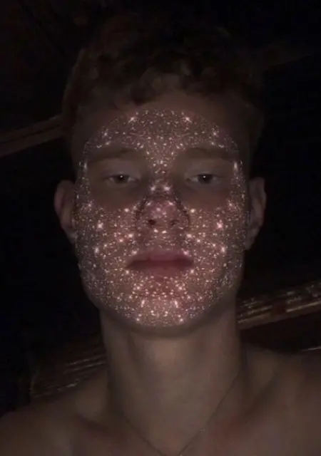 I'm Kirill, 20 from Oldham, seeking connections for virtual conversation