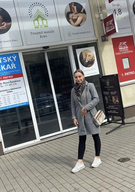 Я Mara, 19, из Праги, ищу знакомства на одну ночь