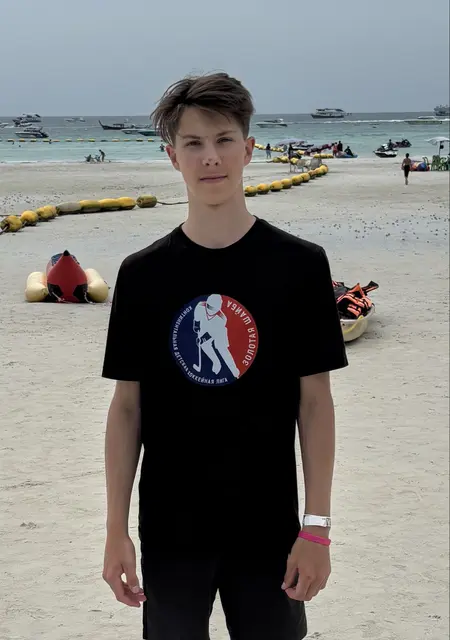 Я Савелий, 18, из Паттайи, ищу знакомство для вирта