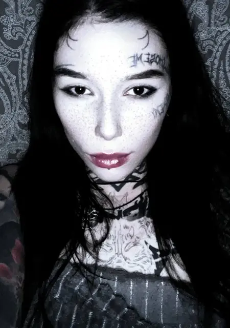 Я Александра, 27, знакомлюсь для вирта в Амстердаме