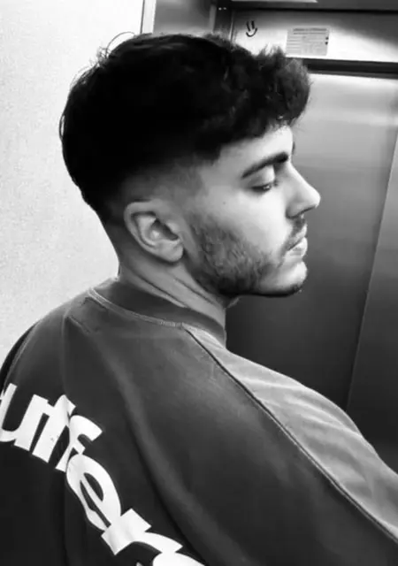 Adrian из Касерес, ищу на сайте знакомства на одну ночь