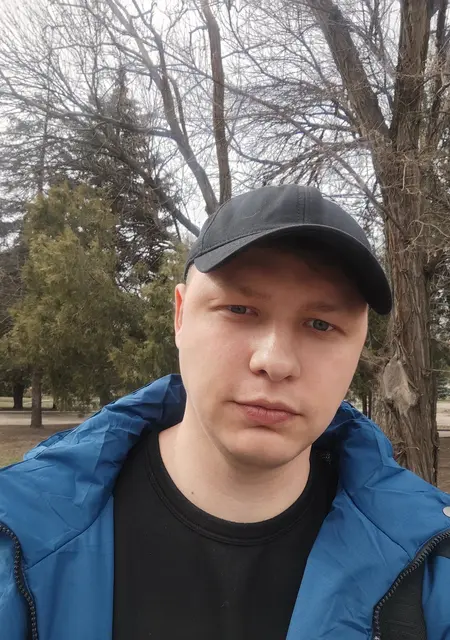 Дмитрий из Донецка, мне 27, познакомлюсь для постоянных отношений