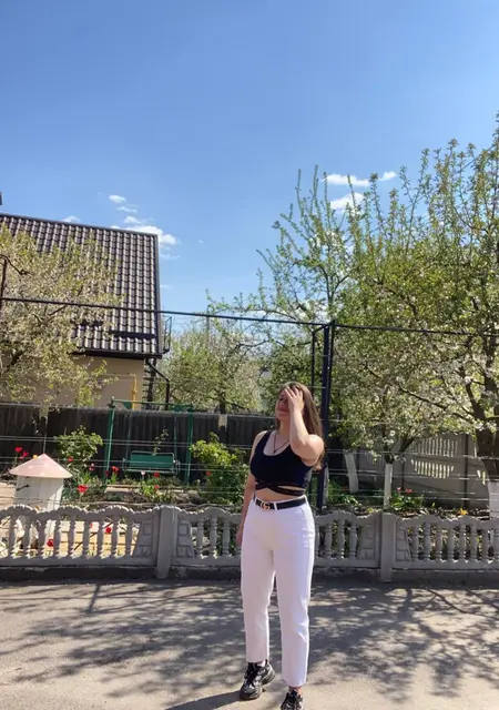 Я Ольга, 23 років, знайомлюсь для спілкування у Вінниця