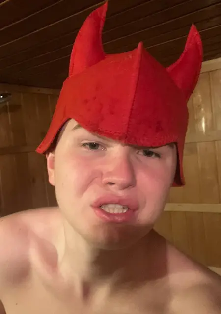 Артем из Витебска, ищу на сайте знакомства на одну ночь