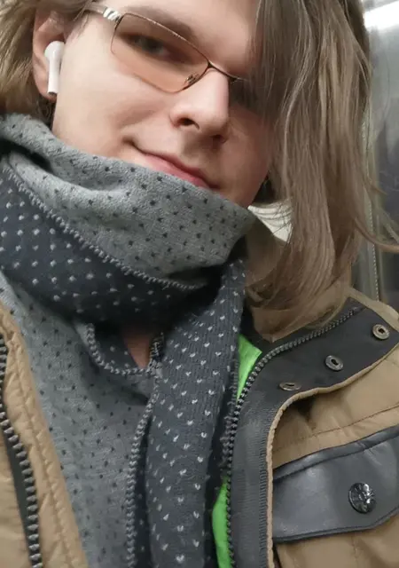 Влад из Ташкента, ищу на сайте общение