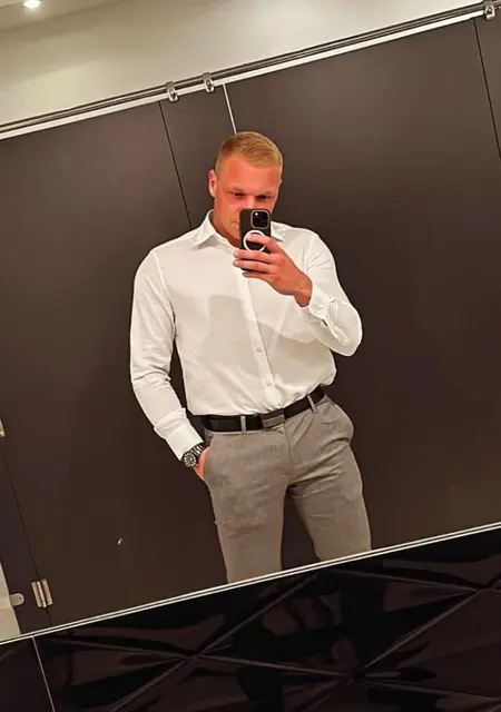 Bartek из Варшавы, мне 27, познакомлюсь для вирта